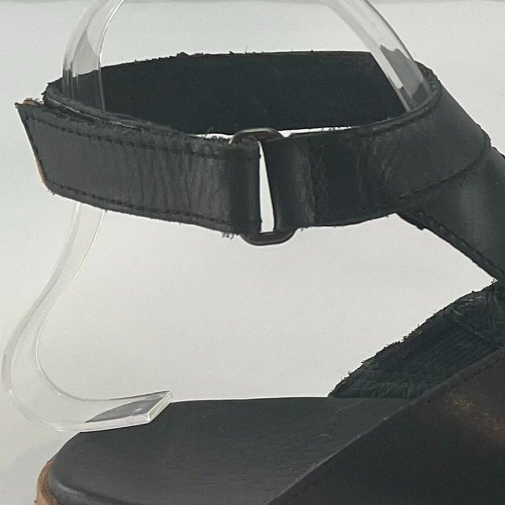 Sorel Women's Torpeda Ankle Strap Sandals - Picture 12 of 14